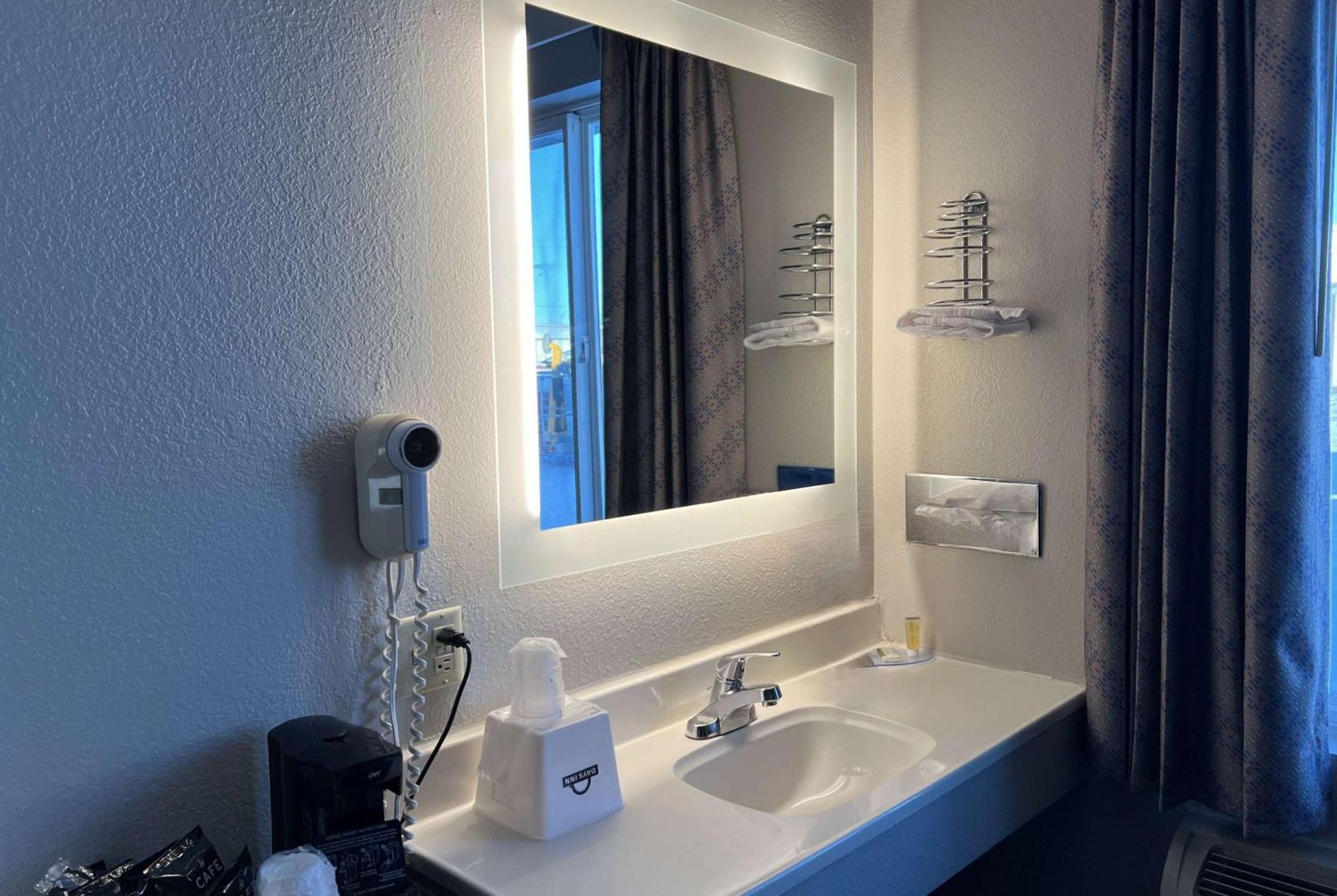 Days Inn By Wyndham Jamestown Eksteriør bilde