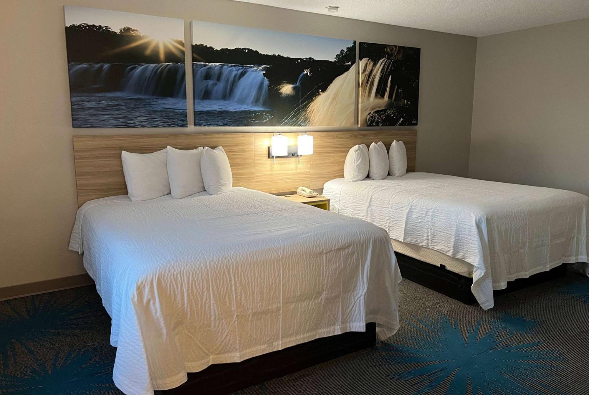 Days Inn By Wyndham Jamestown Eksteriør bilde